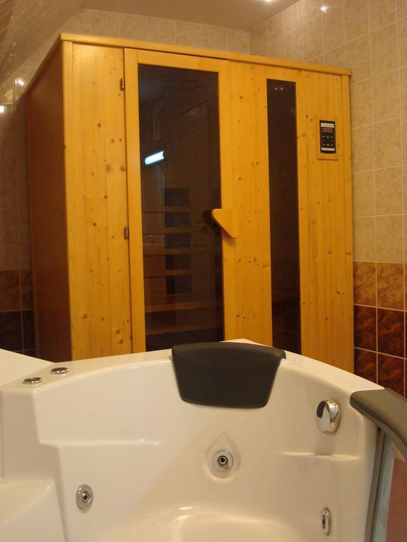 Hotel Arany Trofea Eger Exterior photo